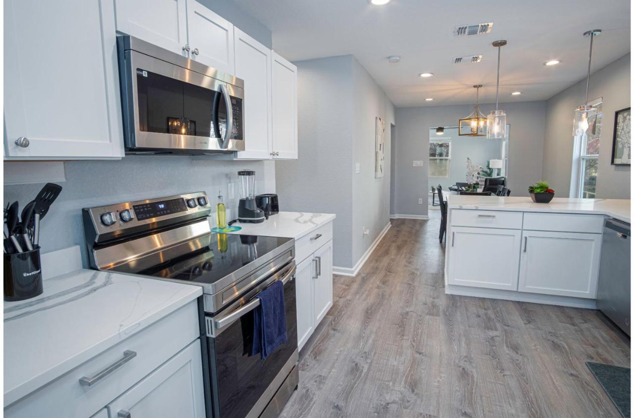 Adorable 4Br 2Ba Close To Riverwalk And Downtown San Antonio Exterior photo