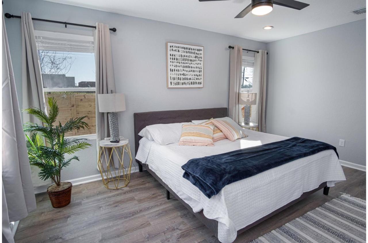 Adorable 4Br 2Ba Close To Riverwalk And Downtown San Antonio Exterior photo